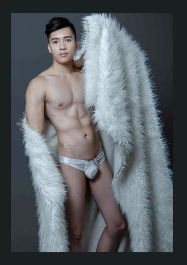 Original-Photo-1.1-原色-1-陽光美型男-趙赫尹-1